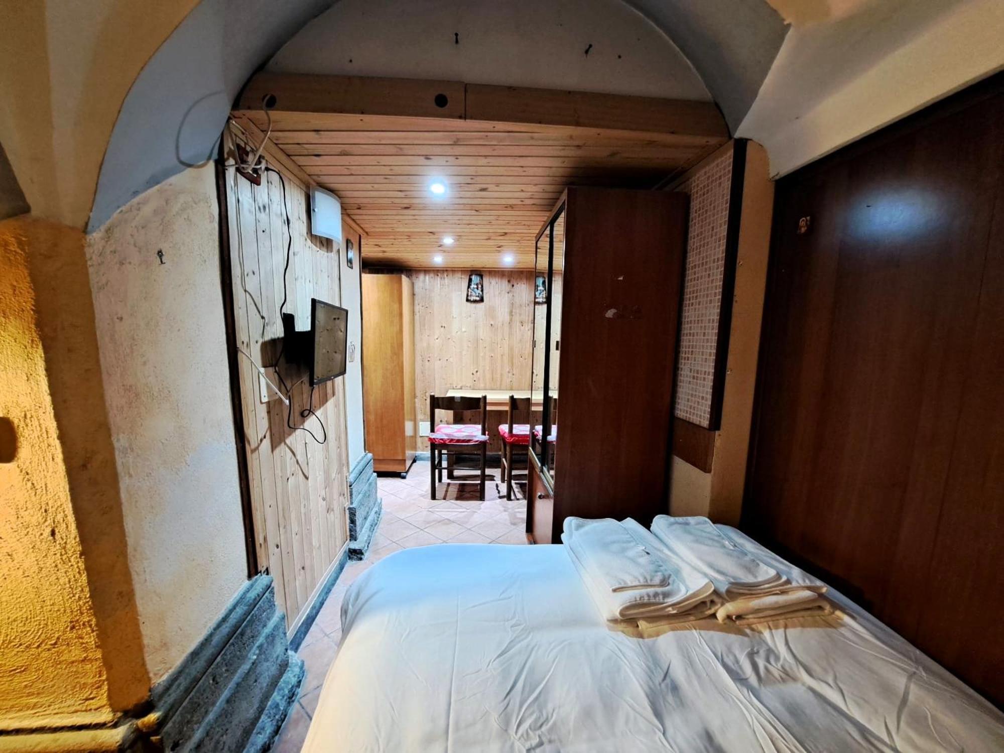 Ferienwohnung Interno 13, Nel Cuore Di Napoli Exterior foto
